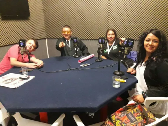 Invitan a bailar retro en la ciudad