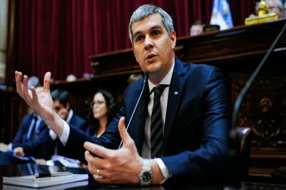 Peña va al Senado y se espera un cruce con Cristina