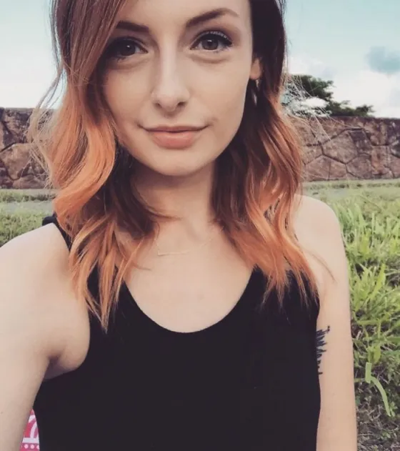 Tuvo un accidente de autos y su maquillaje hizo furor en las redes