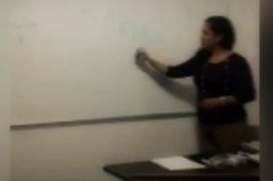 De terror: Graban a un fantasma que aparece en plena clase