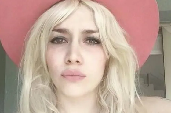 Militta Bora y Calamaro, juntos en un sensual videoclip. Mirá