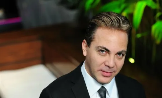 No te lo pierdas: El baile “sexy” de Cristian Castro (VIDEO)