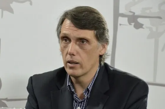 Kosiner afirmó que le preocupan las contradicciones del Gobierno