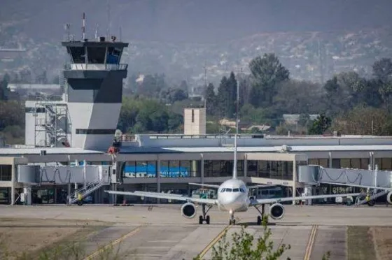 Cuestionan la falta de inversión en el aeropuerto de Salta