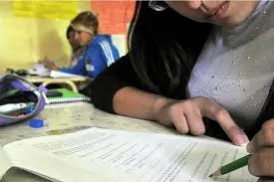 950 alumnos salteños serán beneficiarios de las becas municipales