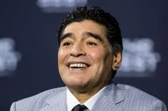 Maradona deja Dubai para ser presidente de un club en Bielorrusia
