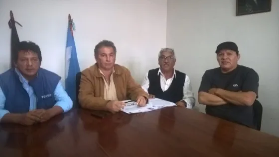 Se firmó un acuerdo entre los distintos gremios de taxistas