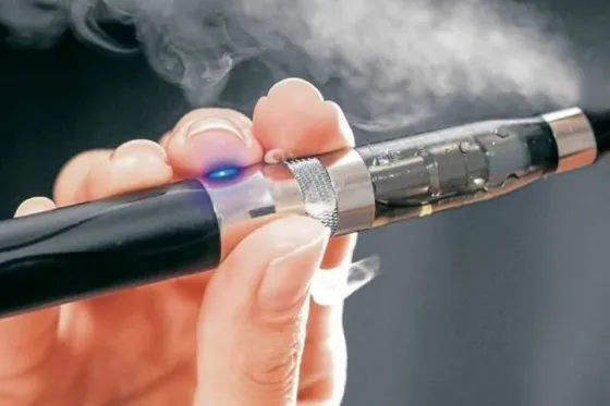 Muere calcinado por la explosión de un cigarrillo electrónico