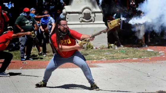 ¿No será mucho? Ofrecen $1.000.000 para dar con el militante de izquierda