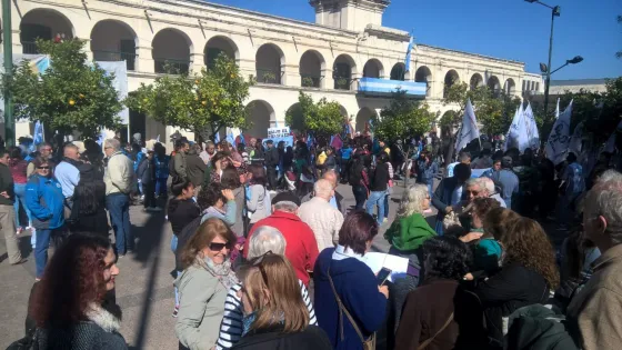 Salteños autoconvocados se manifestaron en contra del acuerdo con el FMI