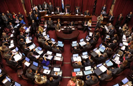 Se complica la situación del oficialismo en la Cámara Alta