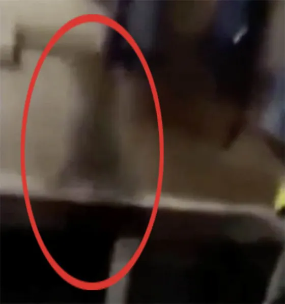 Terrorífico: Fantasma aparece en un Estadio. VIDEO