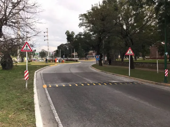 Colocaron nuevas señales viales en la avenida Arenales