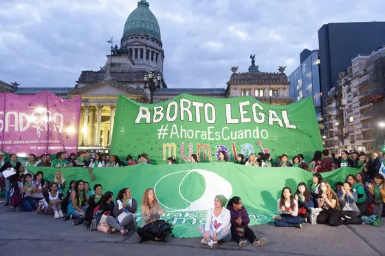 Este es el texto consensuado por los diputados a favor de la despenalización del aborto