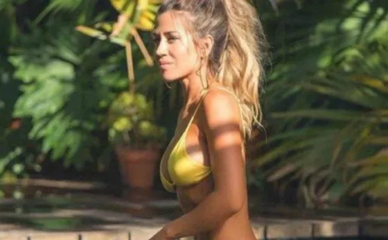 La insólita foto de Jimena Barón en una grúa