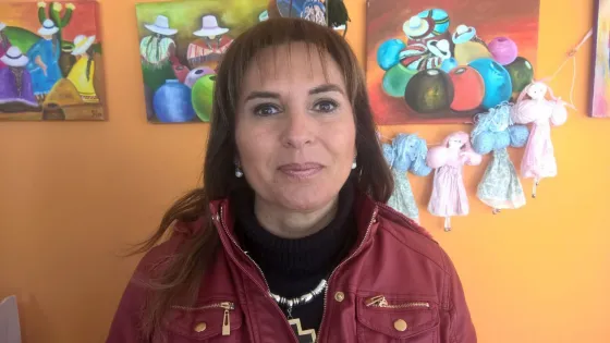 Hope invita a una cena para recaudar fondos