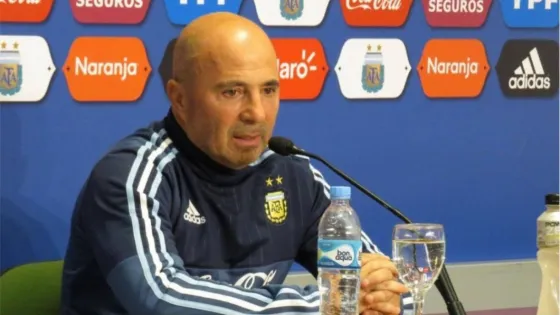 Sampaoli asegura que tienen un plan para “potenciar a Leo”