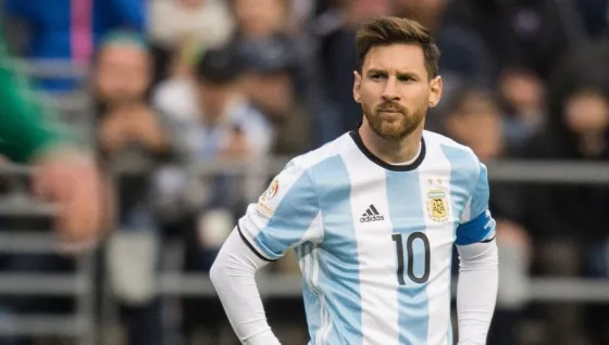 ¡Insólito! Discutió con su mujer sobre el rendimiento de Messi y le pidió el divorcio