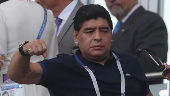 Maradona calificó el partido entre Colombia a Inglaterra como un "robo monumental". VIDEO