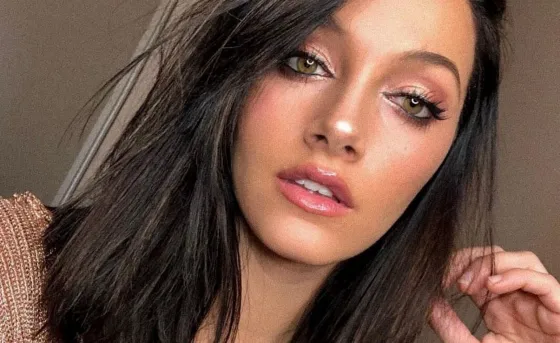 Oriana Sabatini salió a bancar a Wanda Nara