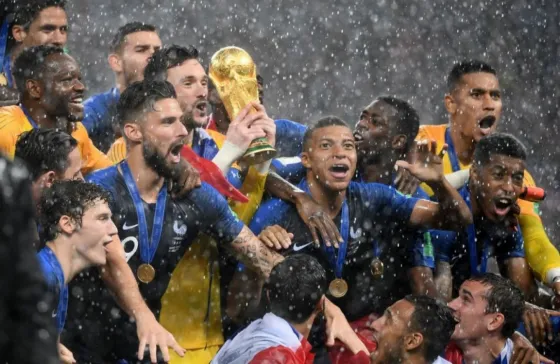 Francia venció a Croacia en una final para el recuerdo