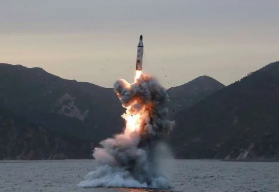 Corea del Norte intentó lanzar un nuevo misil, fracasó. Video