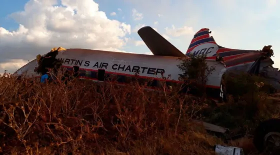 Un pasajero filmó la caída de el avión en el que viajaba (VIDEO)