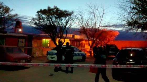Horror en Mendoza: Asesinaron a puñaladas a una mujer, su hija y un nene de 4 años