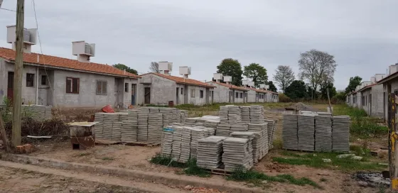 Colonia Santa Rosa: “Hace 10 años que no se entregan viviendas”