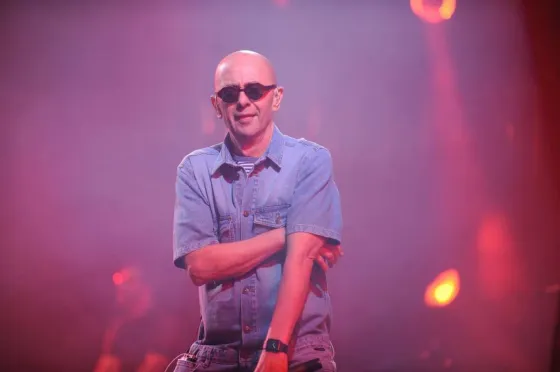 El Indio Solari estrenó su nuevo disco