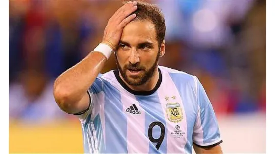 Pipita a un "si" de Milán