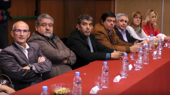 Docentes en estado de alerta por la arbitrariedad del Gobierno provincial