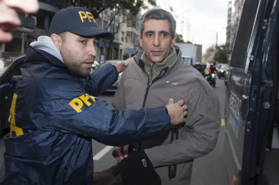 Coimas K: Los detenidos fueron trasladados a Comodoro Py