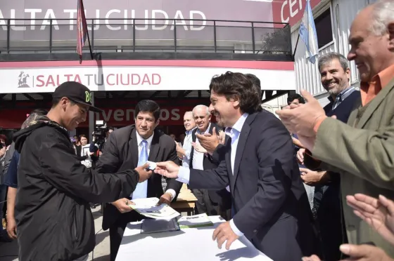 Sáenz conmemorará el primer aniversario del Plan de Reconversión de la familia carrera