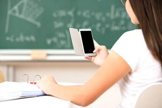 Docentes de Orán será capacitados para usar celulares en clases