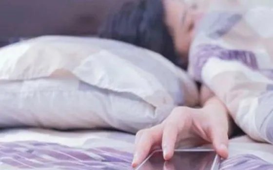 Suspenden al “profe hot” y develan que enviaba fotos de sitios porno