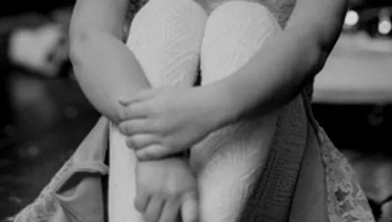 Lo condenaron a 9 años de prisión por violar a la nieta de su pareja