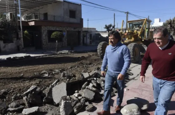 Sáenz verificó el avance de obras en distintos puntos de la ciudad