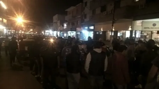 Protesta de remiseros: ordenaron que Infantería despeje la avenida San Martín