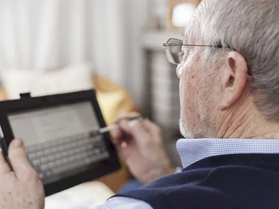 Adultos mayores serán capacitados en el uso de nuevas tecnologías