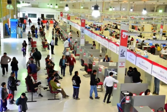 El martes cobran el sueldo los empleados municipales