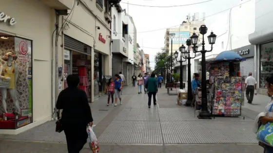 Cámara de Comercio: Sin adhesión al paro y sumando 500 despidos