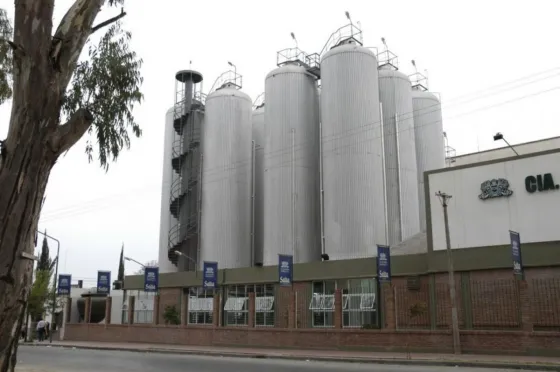 Vecinos del parque 20 de febrero insisten en el traslado de la Cervecería Salta