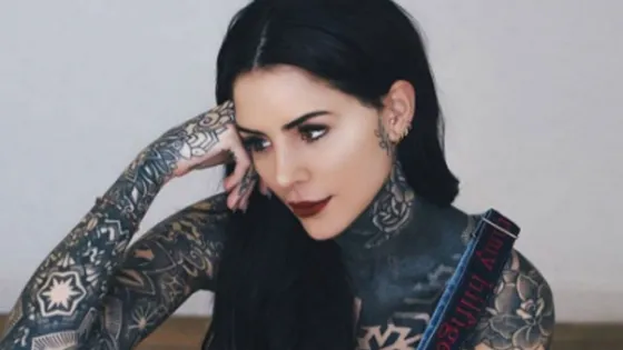 Candelaria Tinelli posó con un corpiño fálico y revolucionó las redes