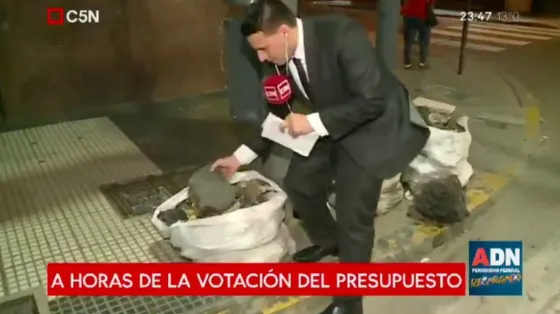 Presupuesto 2019: Encontraron cascotes preparados en bolsas en inmediaciones del Congreso