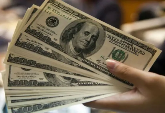 El dólar abrió estable a $37,88