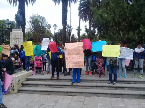 Vecinos piden que se expropien terrenos ubicados entre Barrio Solidaridad y Sanidad
