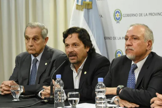 Gustavo Sáenz, en la conferencia de prensa tras la reunión con el Gobernador