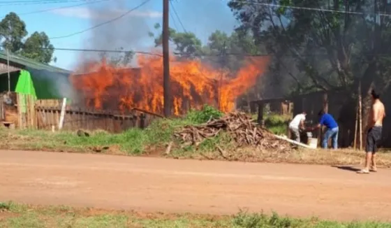 La final y sus consecuencias: Discutieron y le prendió fuego la casa
