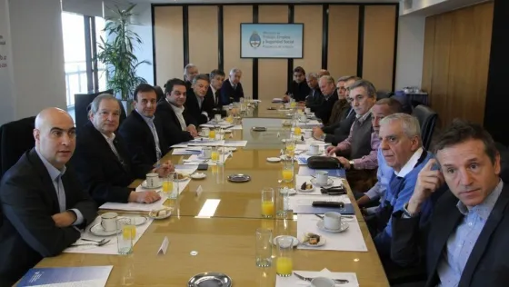 El Gobierno y empresarios ponen dudas sobre el pago del bono